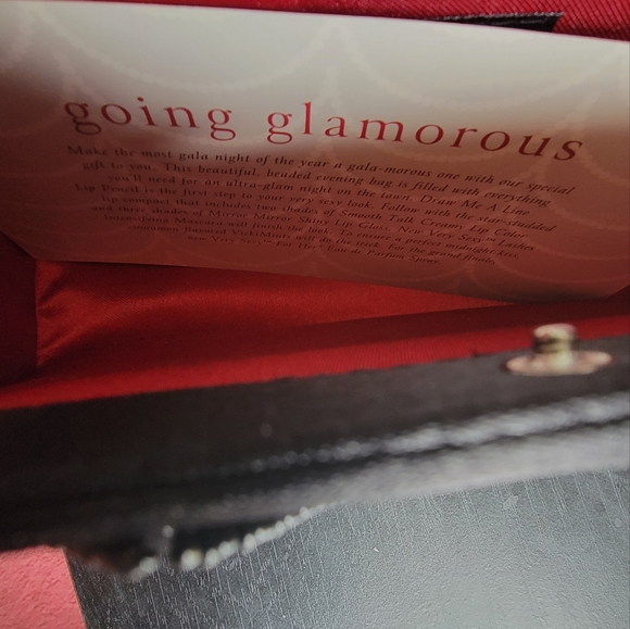 VICTORIA'S SECRET Tiny black Beaded purse. Nwt* - Picture 5 of 10